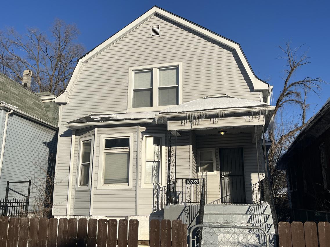 10739 S State St., Chicago, IL 60628