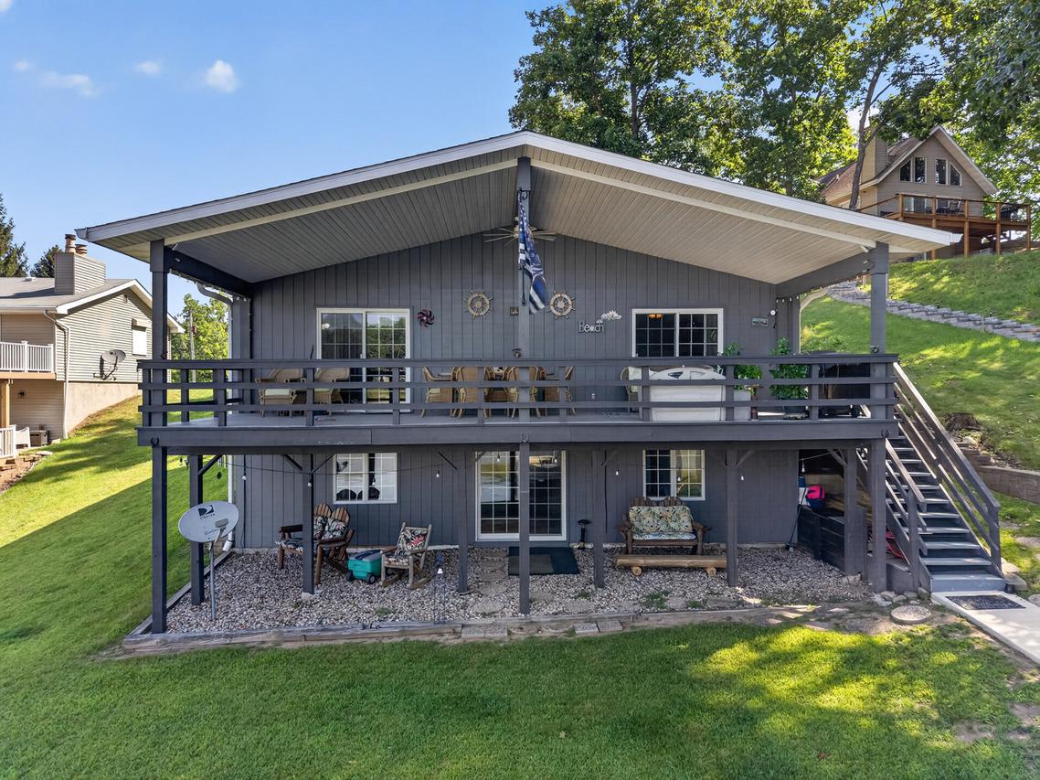 2 Clubhouse Dr., Varna, IL 61375