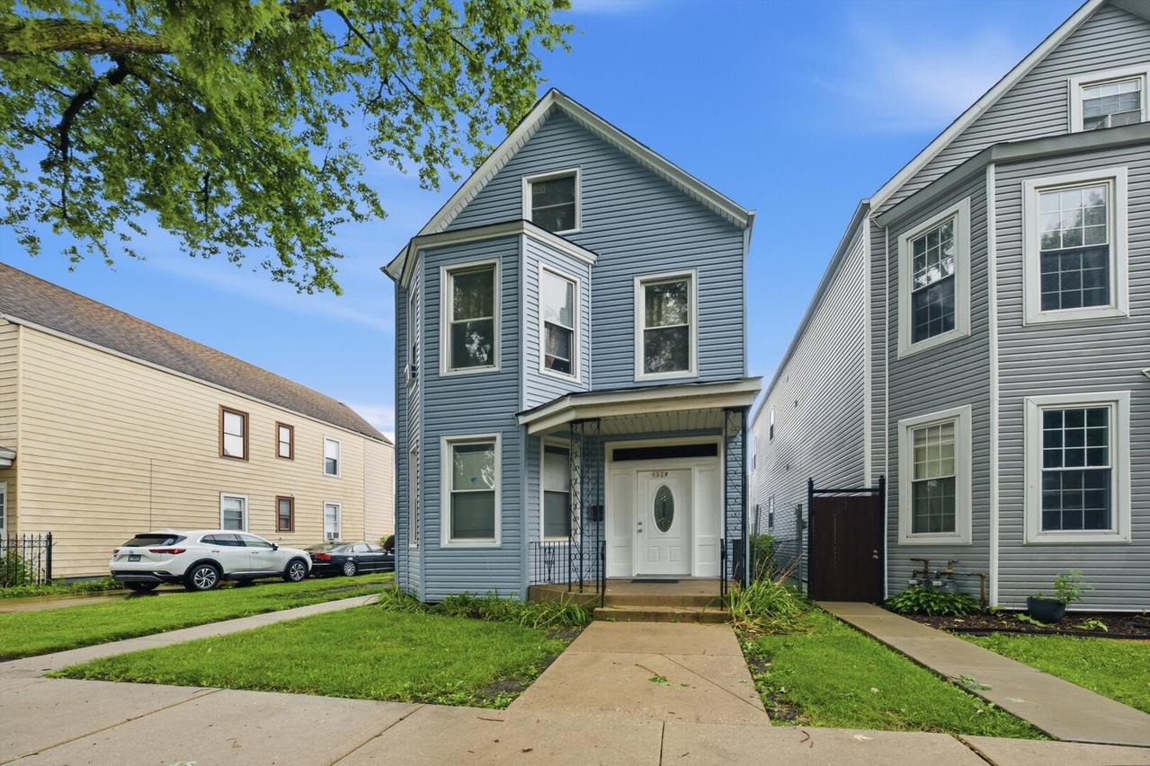 4322 S Maplewood Ave., Chicago, IL 60632