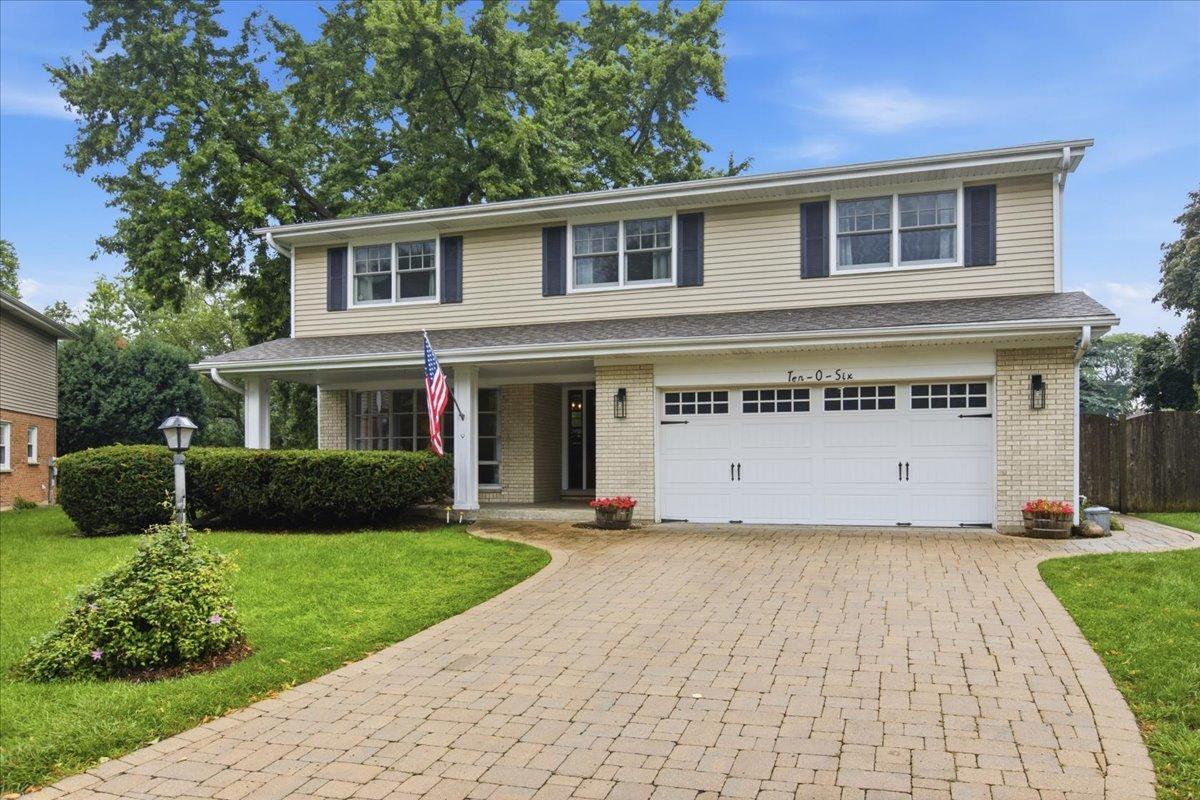 1006 Meadowlark Ln., Glenview, IL 60025
