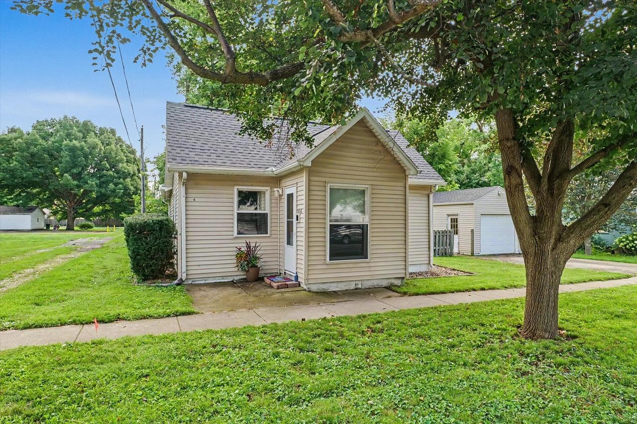 206 S Main St., St. Joseph, IL 61873