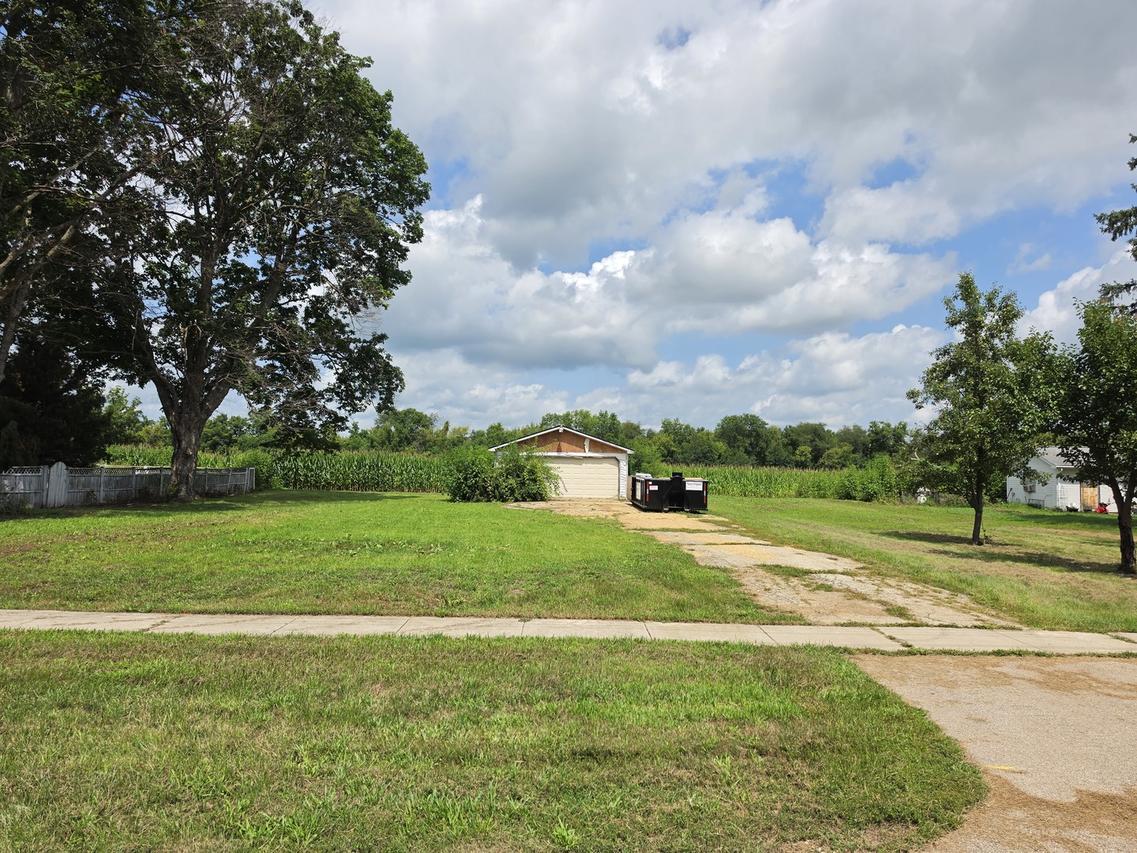 Lot 17 and Lot 18 W. North St., Kirkland, IL 60146