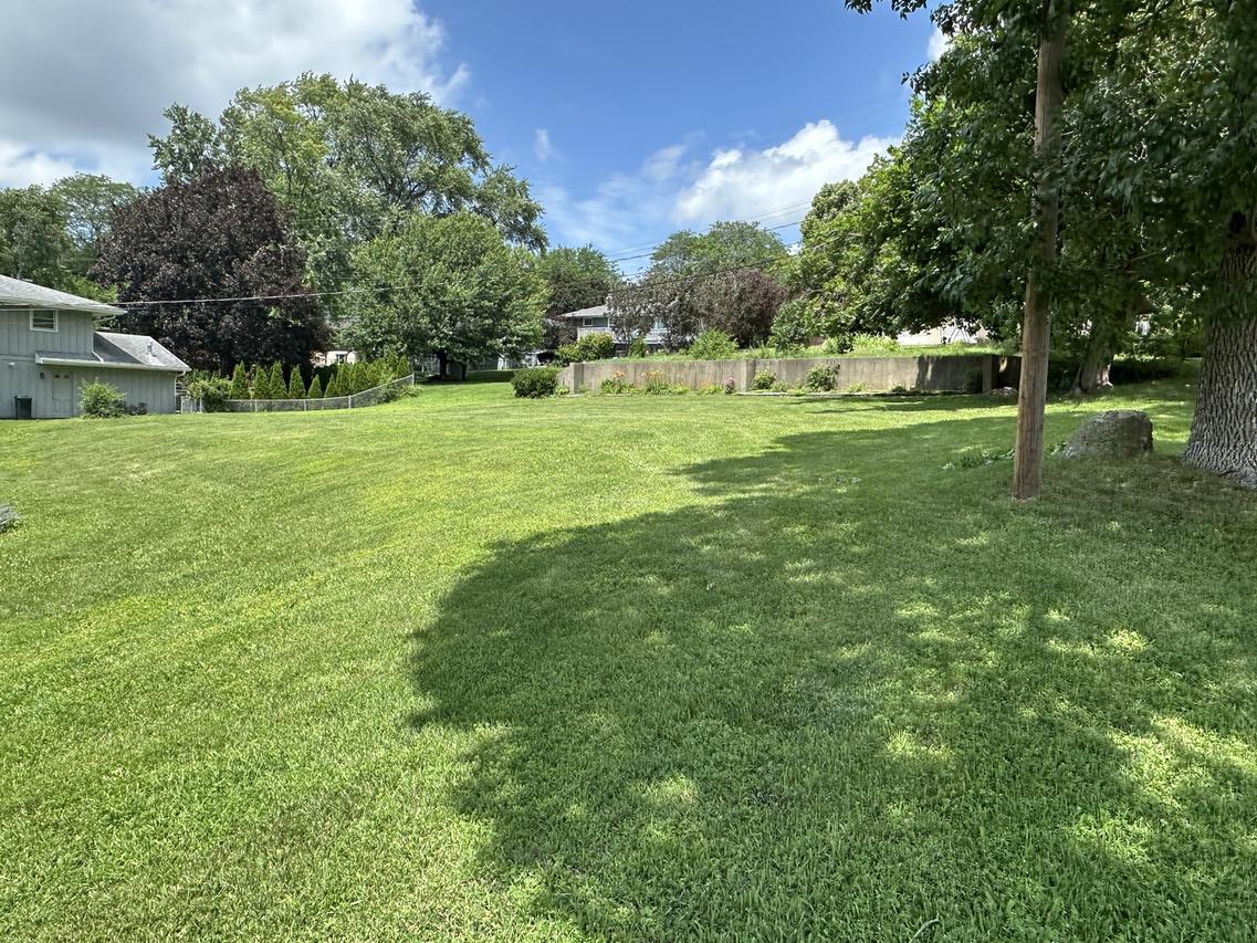 3XX Hemlock Ln., Rockford, IL 61107