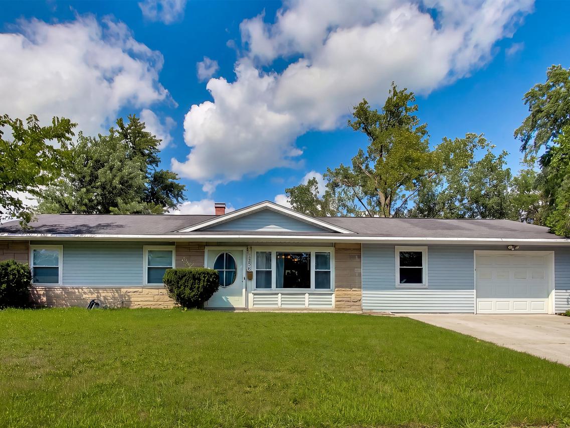 2205 220th St., Sauk Village, IL 60411