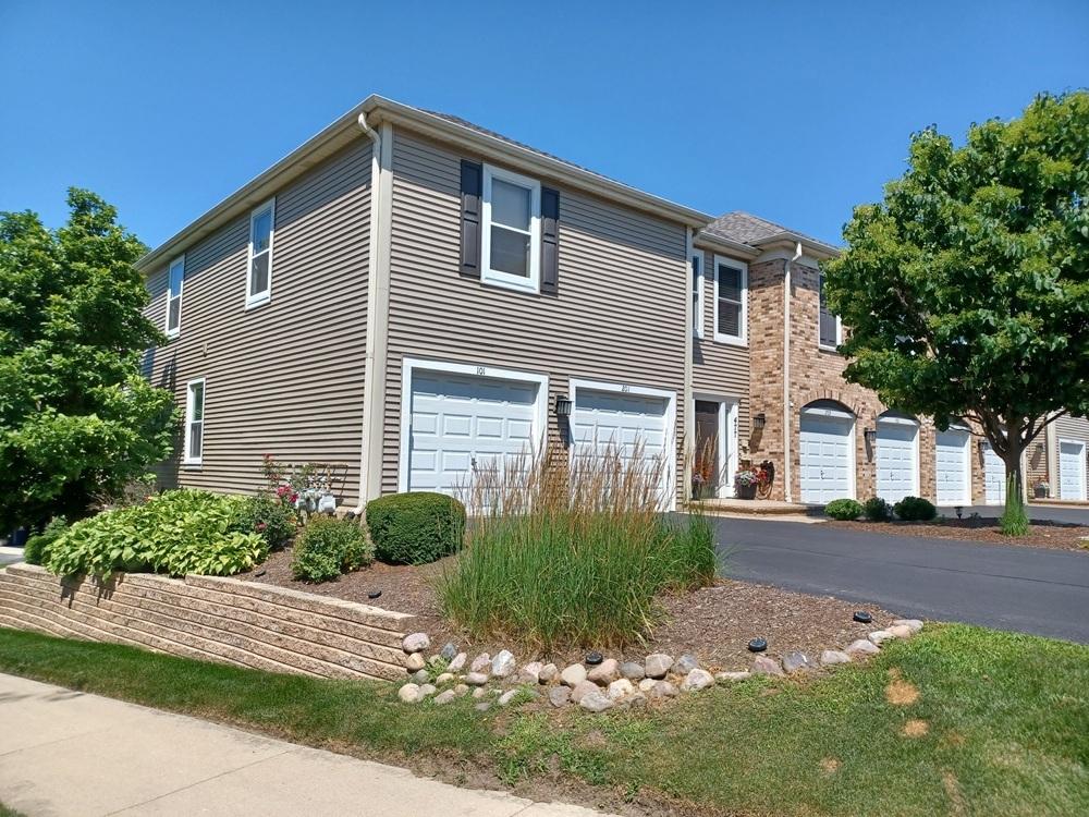 477 Village Green Rd. #201A, Naperville, IL 60540