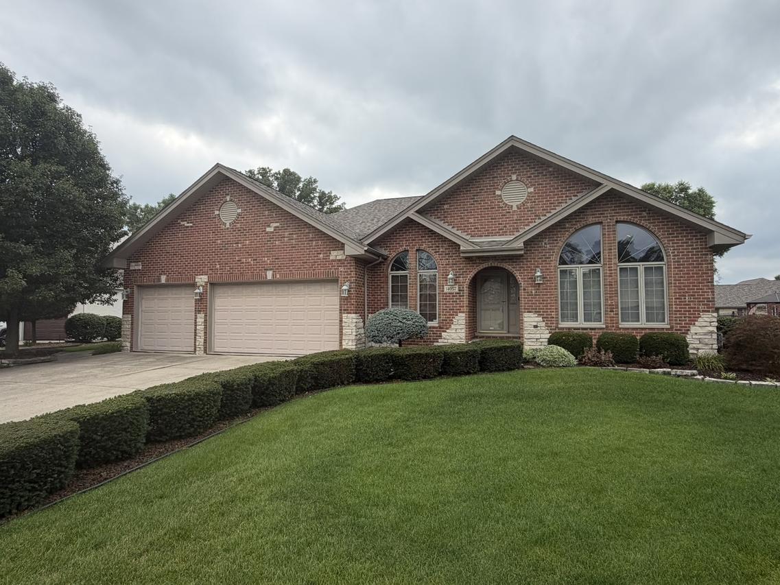 14057 Walter Hagen Ln., Midlothian, IL 60445