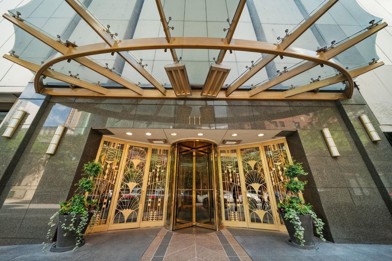111 E Chestnut St. #30G, Chicago, IL 60611