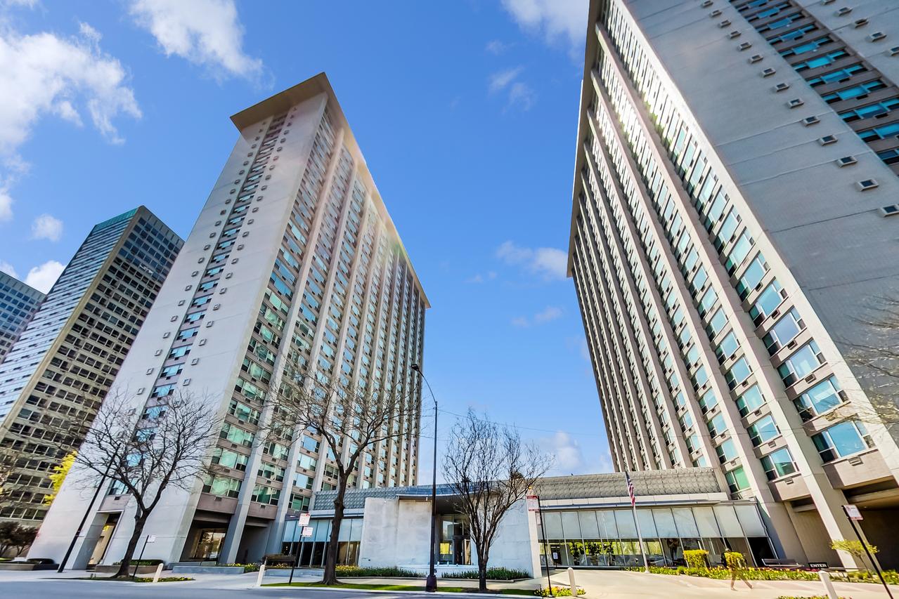 3600 N Lake Shore Dr. #1211, Chicago, IL 60613