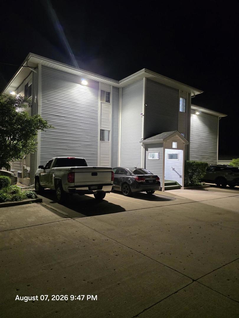 3130 W Monroe St. #308, Waukegan, IL 60085