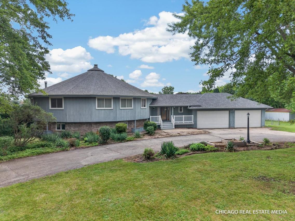 14214 Perkins Rd., Woodstock, IL 60098