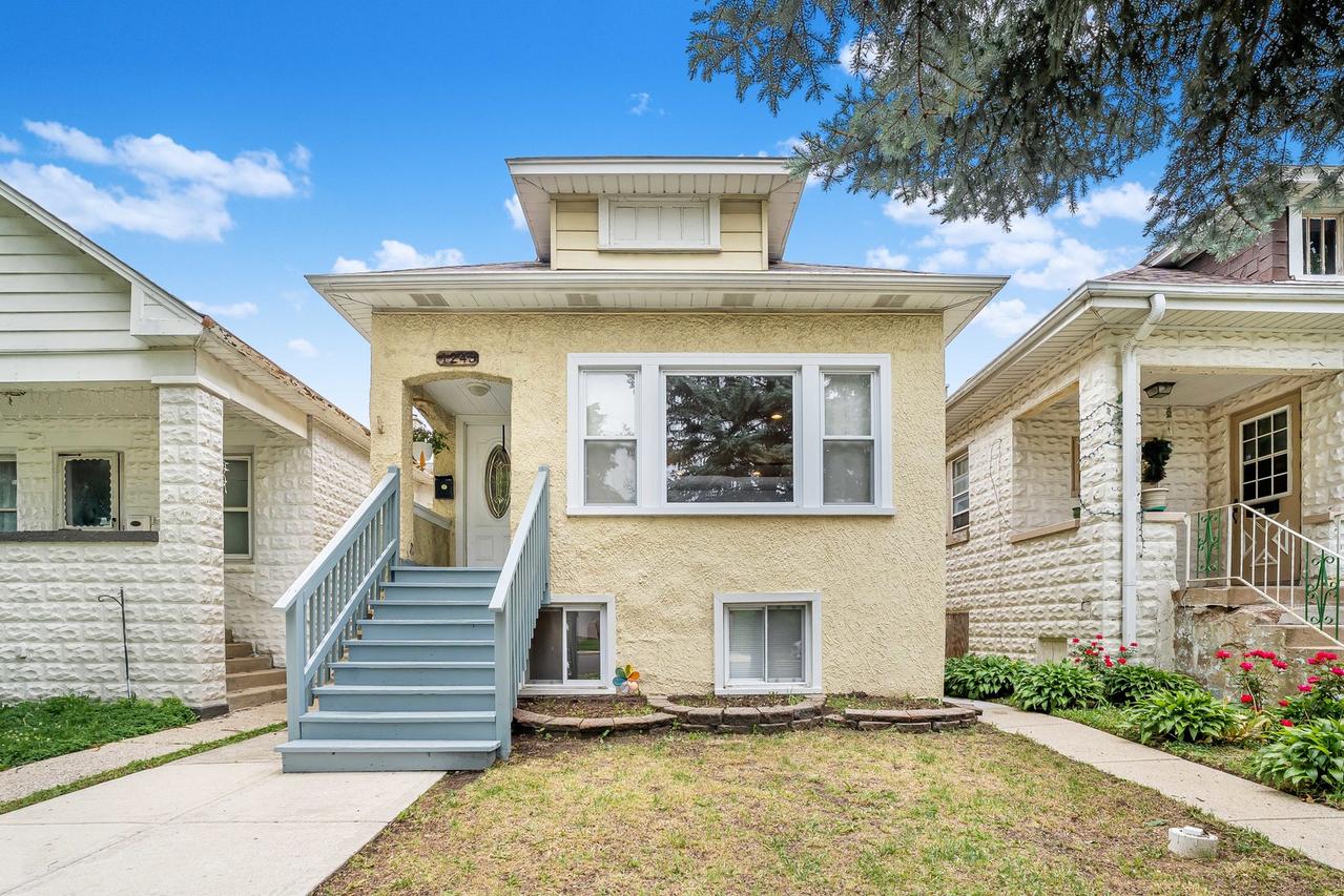 1243 Euclid Ave., Berwyn, IL 60402