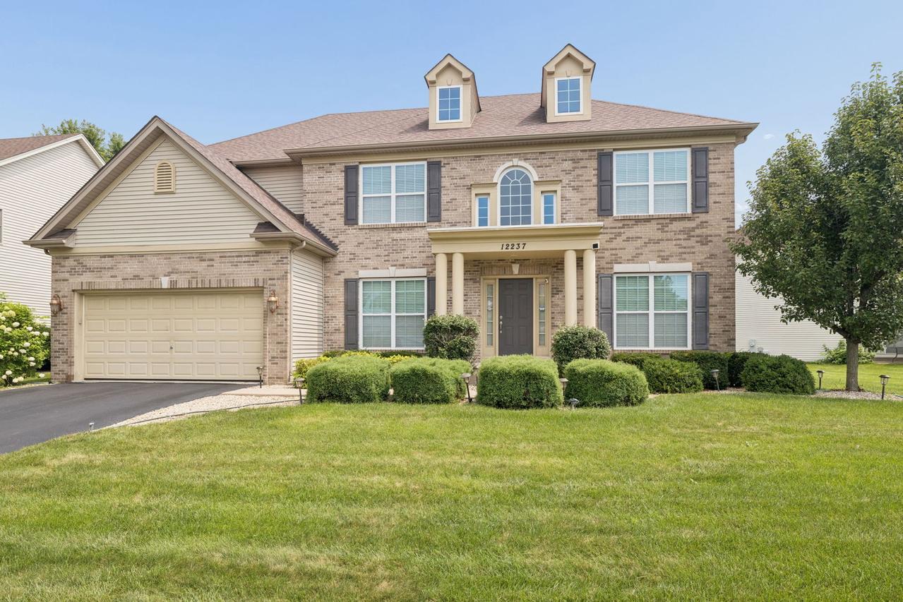 12237 Winterberry Ln., Plainfield, IL 60585
