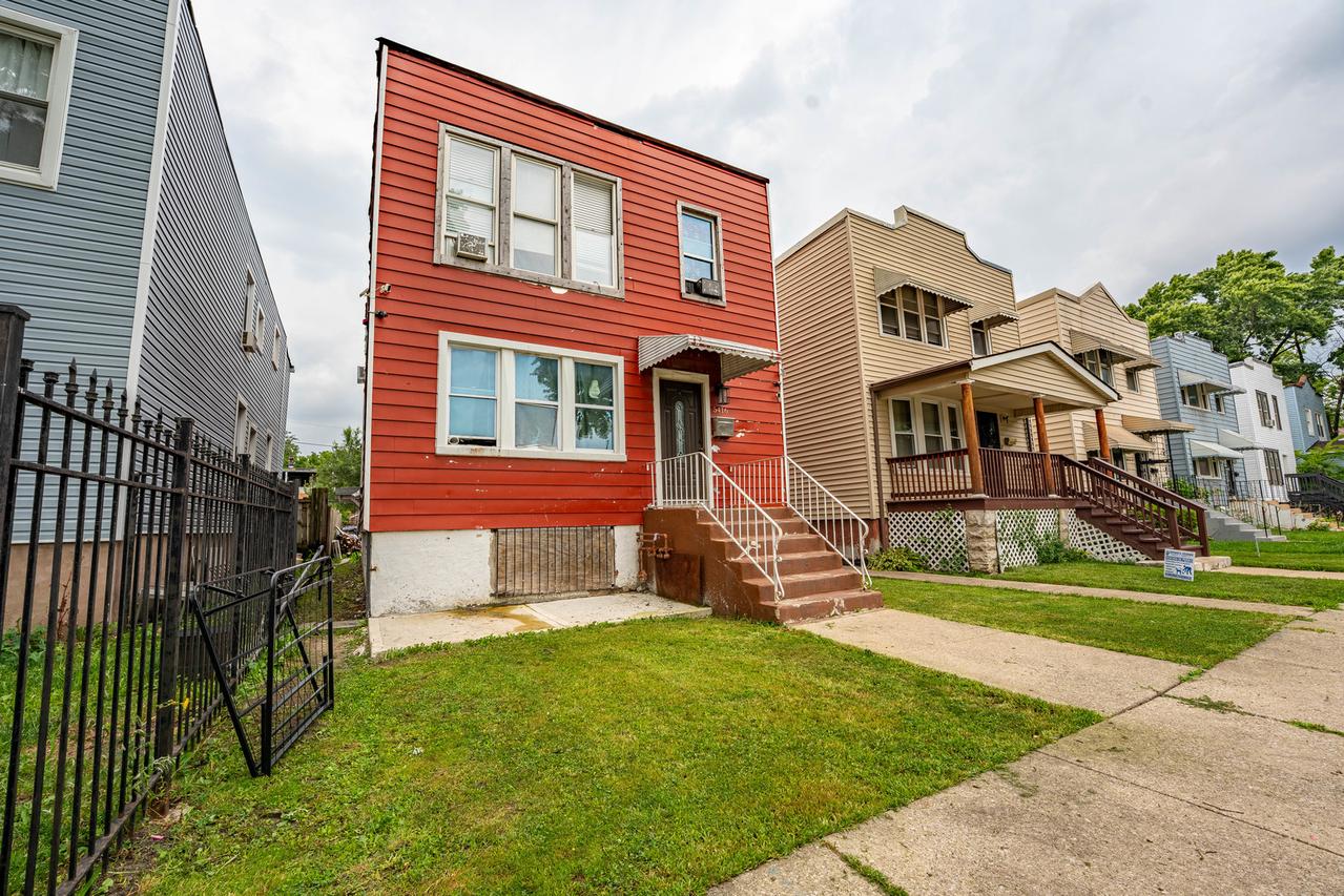 5416 S Seeley Ave., Chicago, IL 60609