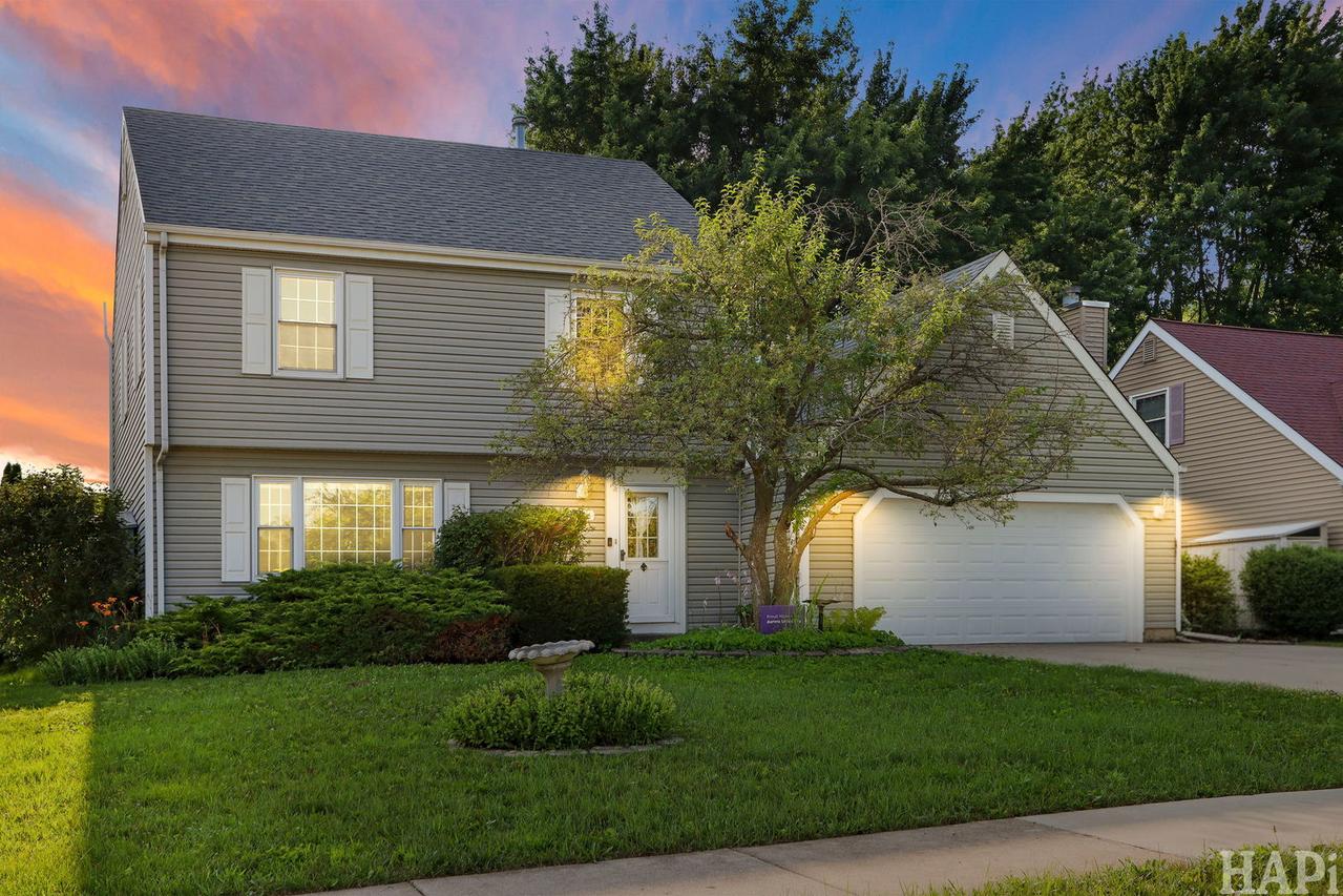 824 Paine Ave., Lindenhurst, IL 60046