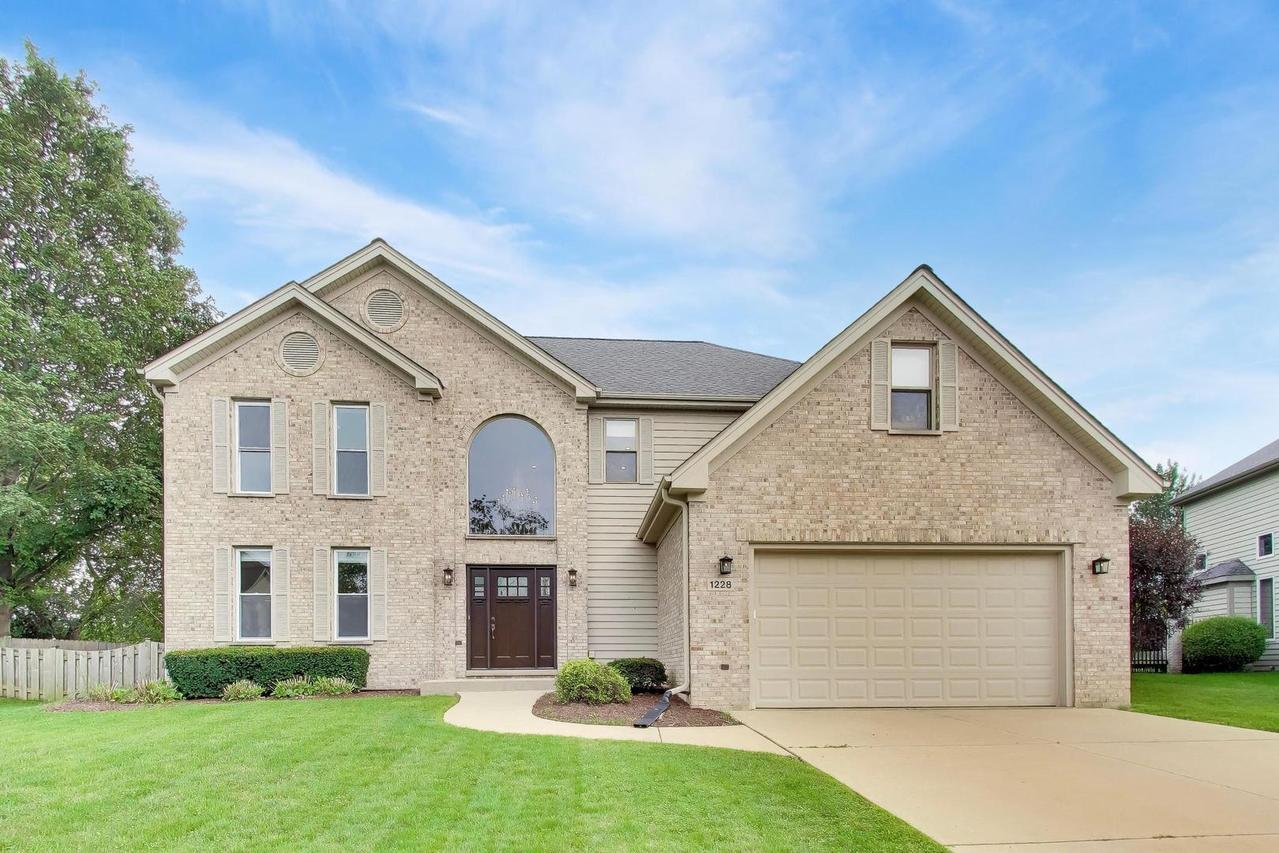 1228 N Jack Pine Ct., Palatine, IL 60067