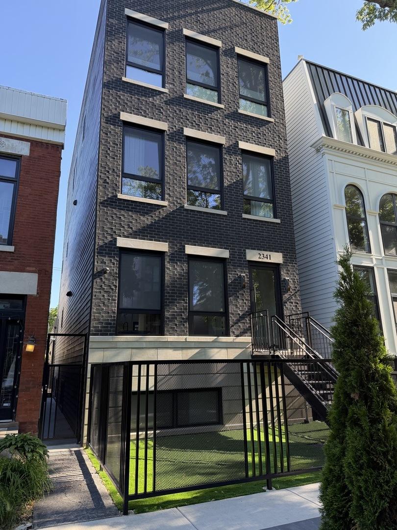 2341 W Belden Ave. #1, Chicago, IL 60647