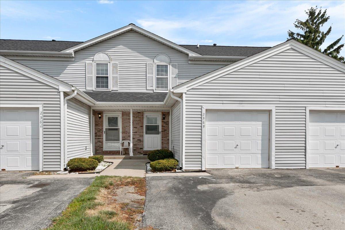 238 N Walnut St. #B, Bensenville, IL 60106