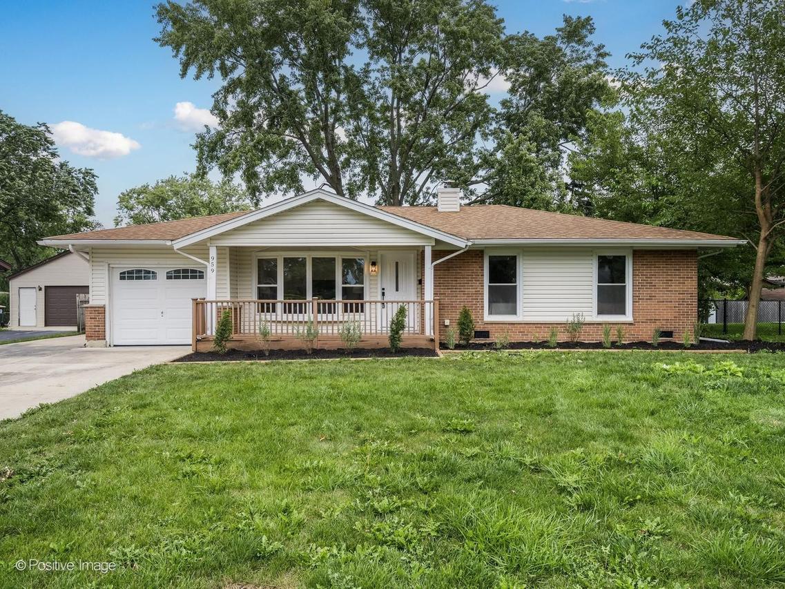 959 Ridge Ave., Elk Grove Village, IL 60007