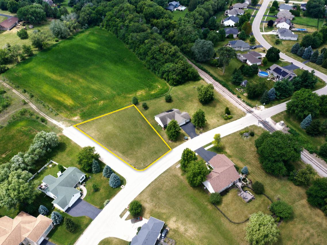 1355 Sandypoint Dr., Machesney Park, IL 61103