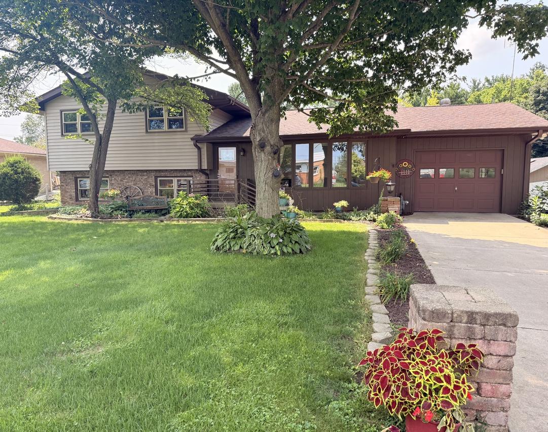 1510 N.1329th Rd., Streator, IL 61364