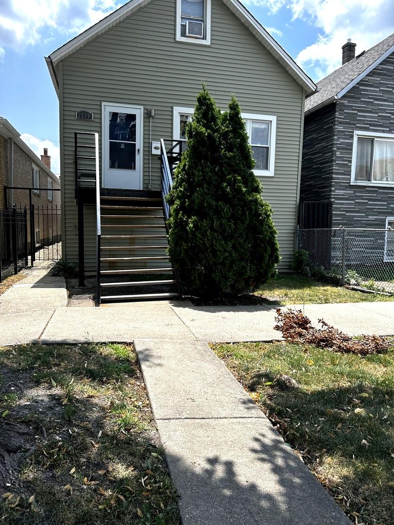 2529 W 39th Pl., Chicago, IL 60632