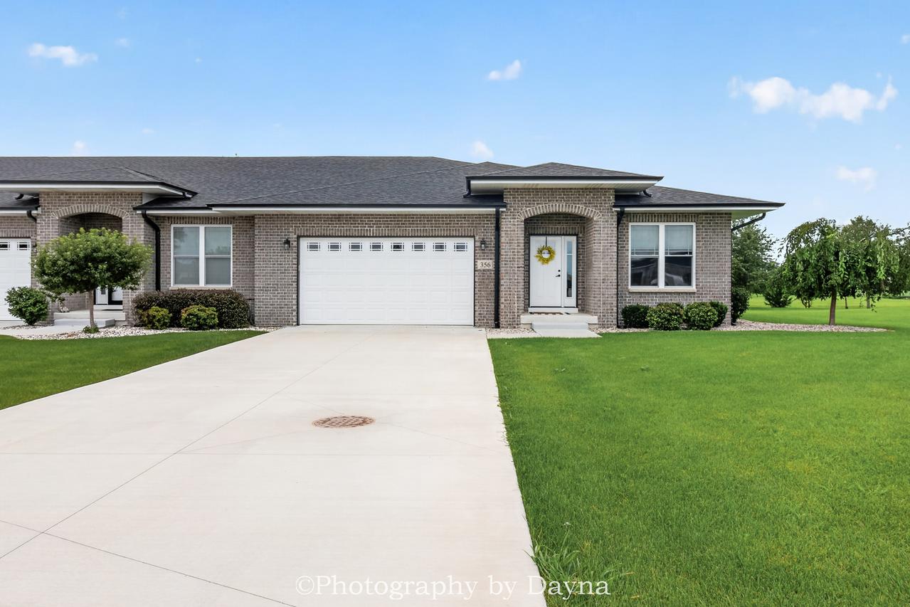 356 White Hawk Way, Manteno, IL 60950