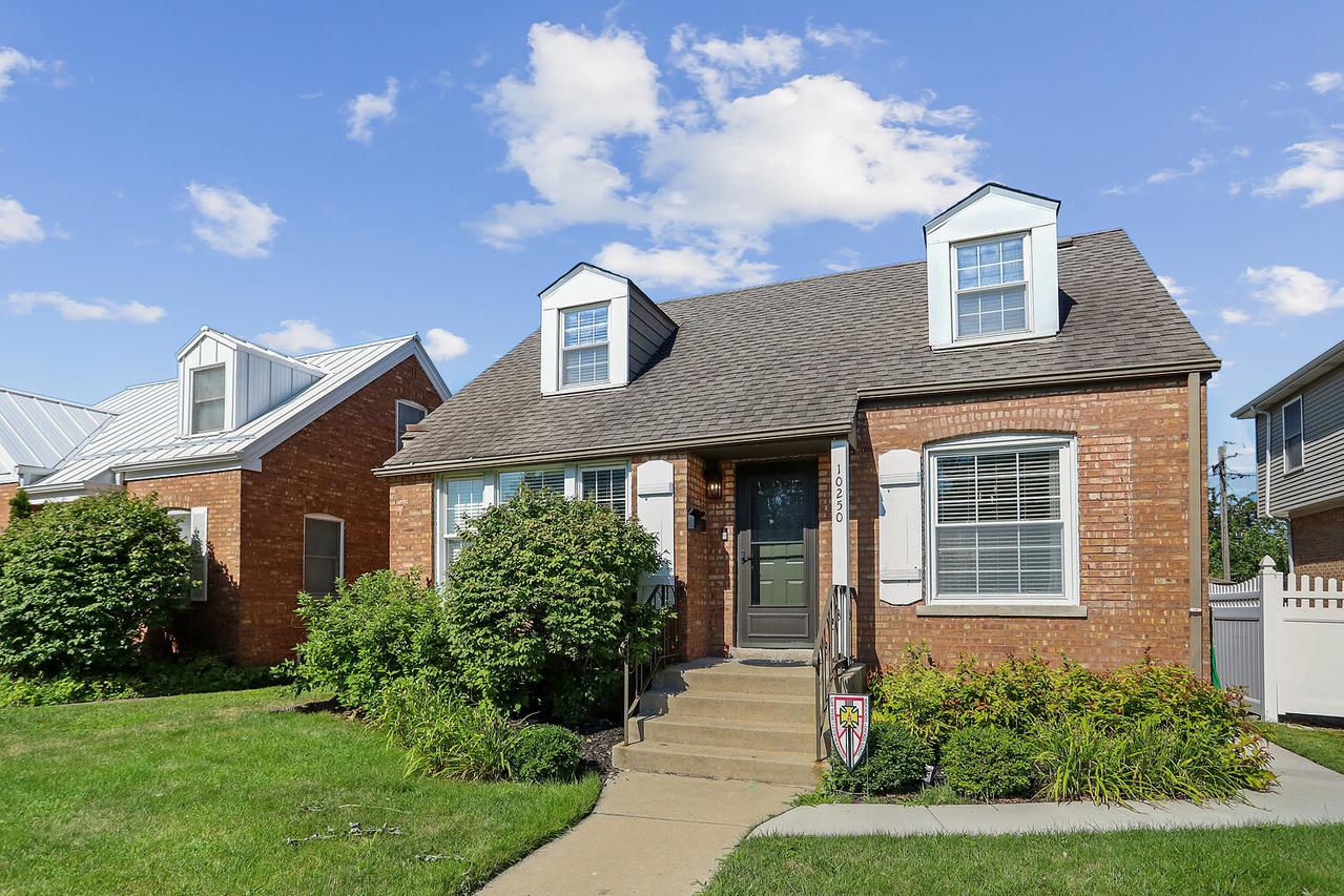 10250 S Turner Ave., Evergreen Park, IL 60805