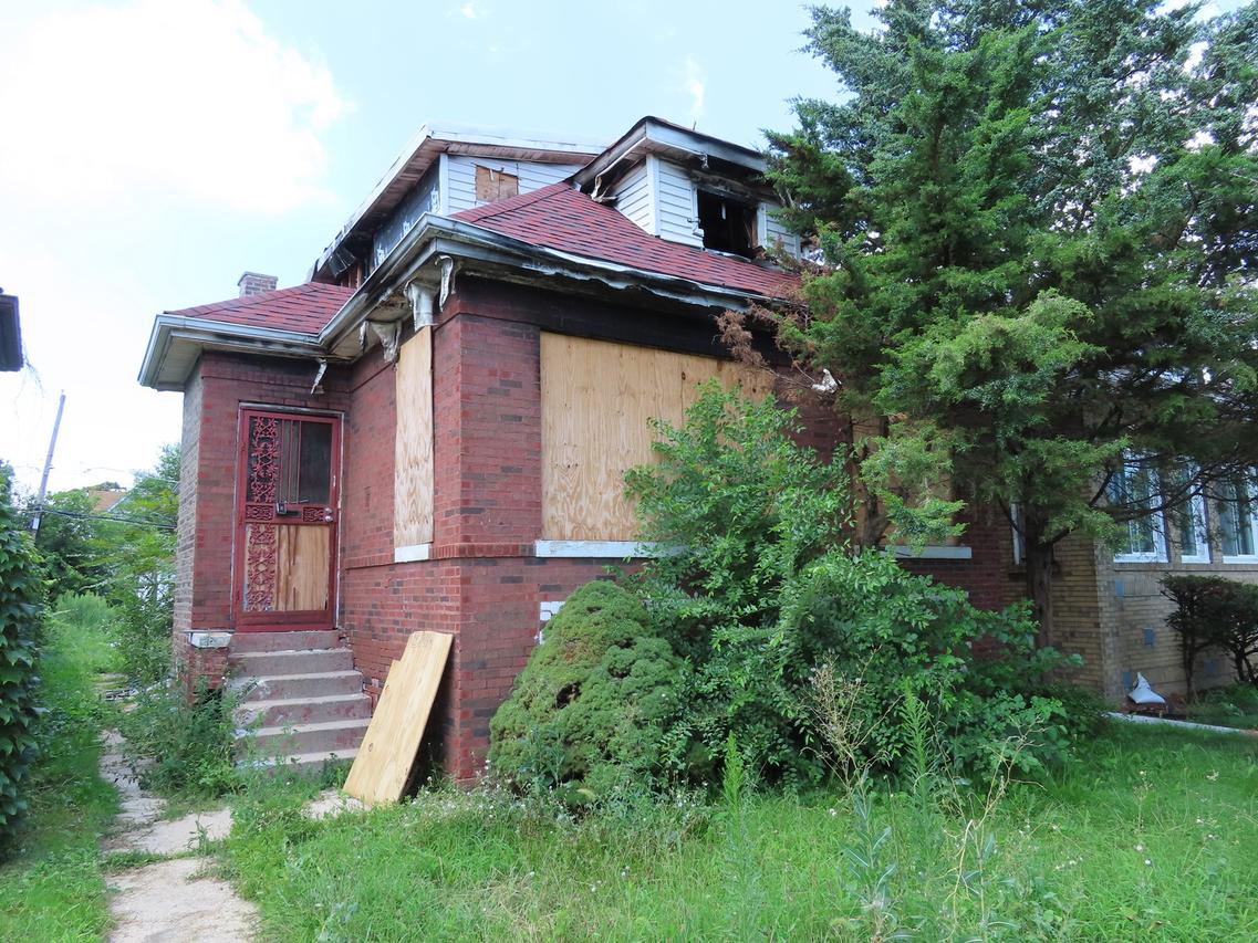 8628 S Parnell Ave., Chicago, IL 60620