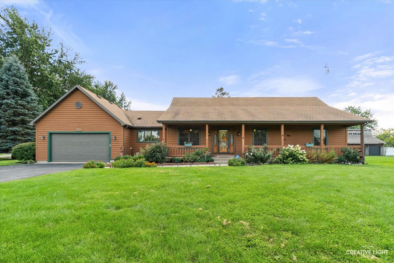 1684 Hilda Dr., Lake Holiday, IL 60548