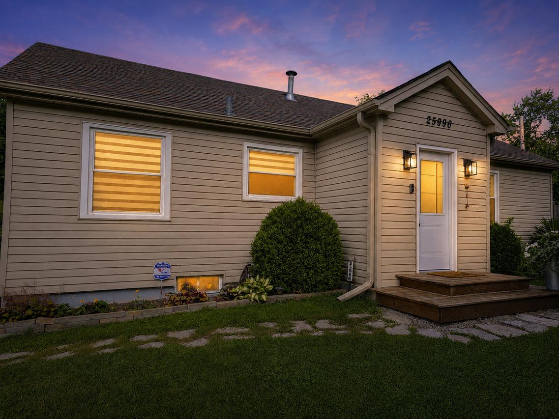 25996 W Indian Trail Rd., Barrington, IL 60010