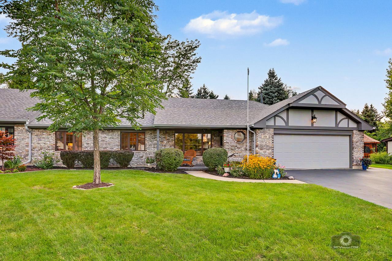11524 S Old Prague Path, Palos Park, IL 60464