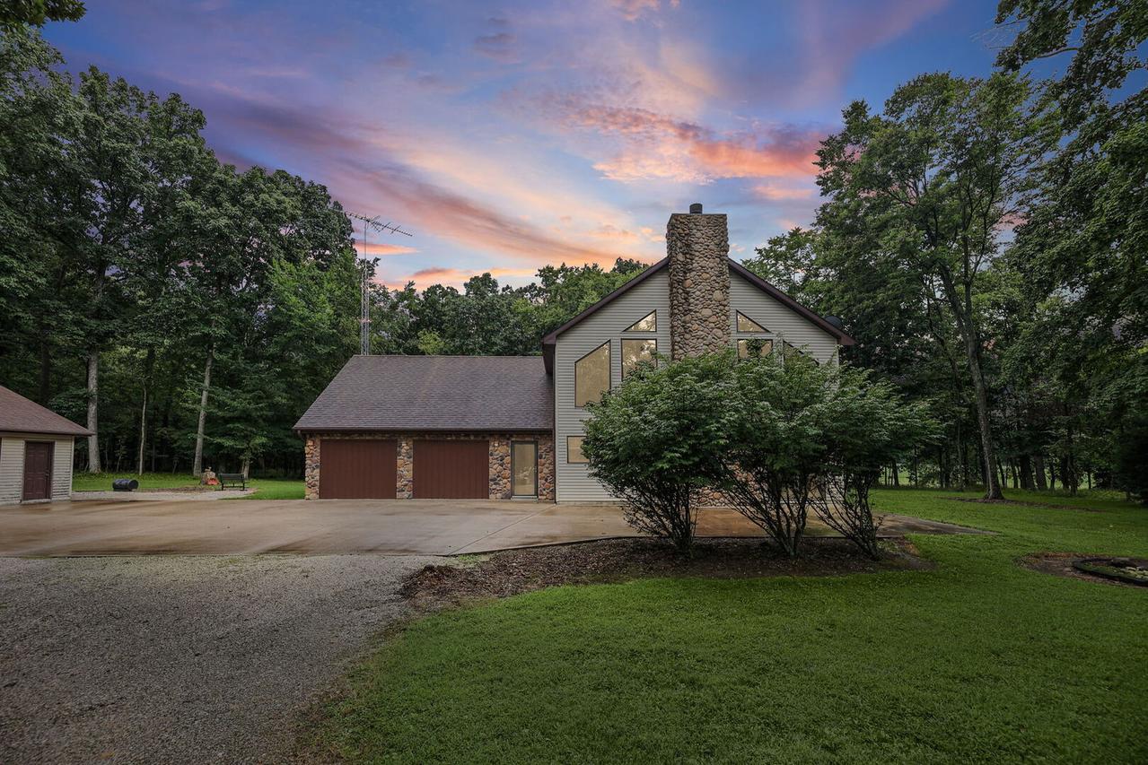 5016 Kell Rd., Kell, IL 62853