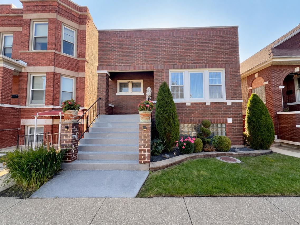 1835 S 55th Ct., Cicero, IL 60804