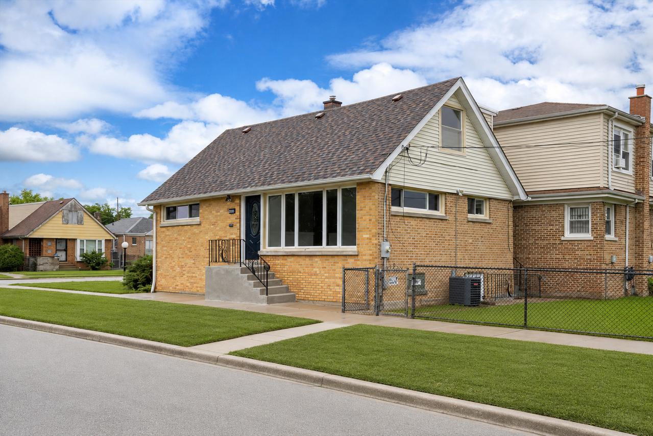 9700 S Princeton Ave., Chicago, IL 60628