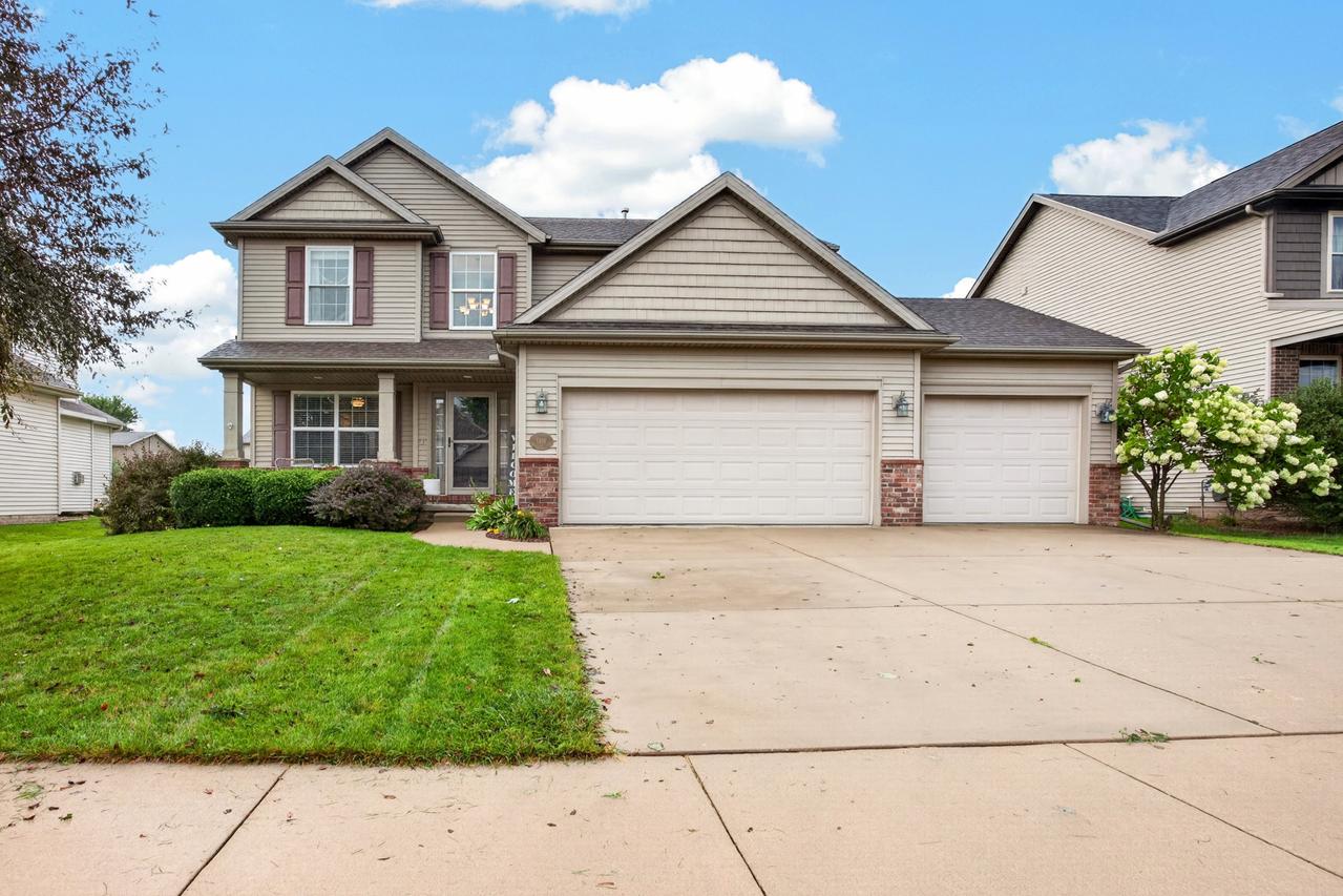 1310 Longford Ln., Bloomington, IL 61704