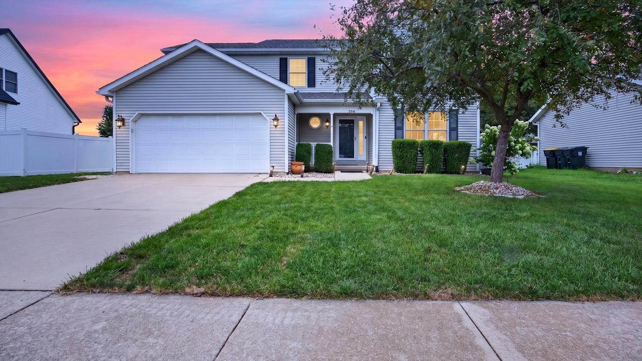 2314 Heather Ridge Dr., Normal, IL 61761