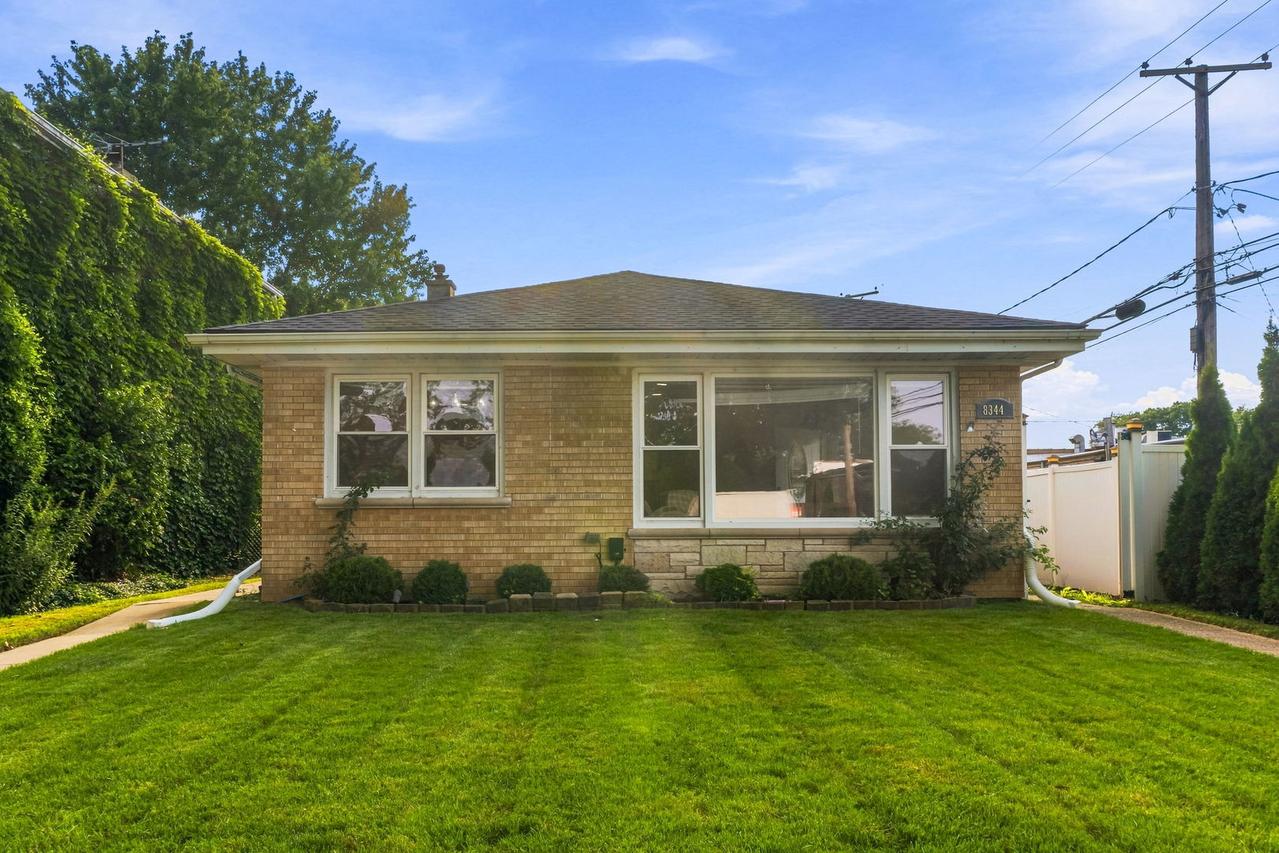 8344 Kedvale Ave., Skokie, IL 60076