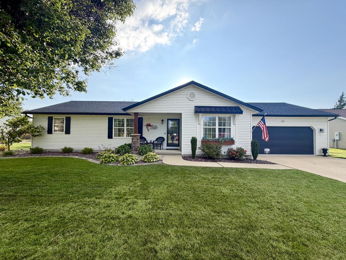 312 Randolph Dr., Centralia, IL 62801