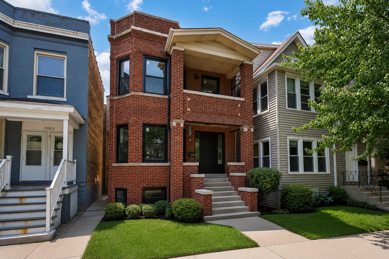 1907 W Berwyn Ave., Chicago, IL 60640