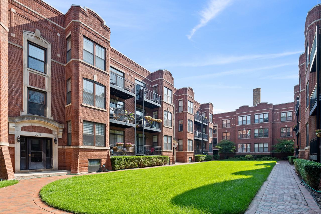 2709 N Mildred Ave. #3A, Chicago, IL 60614