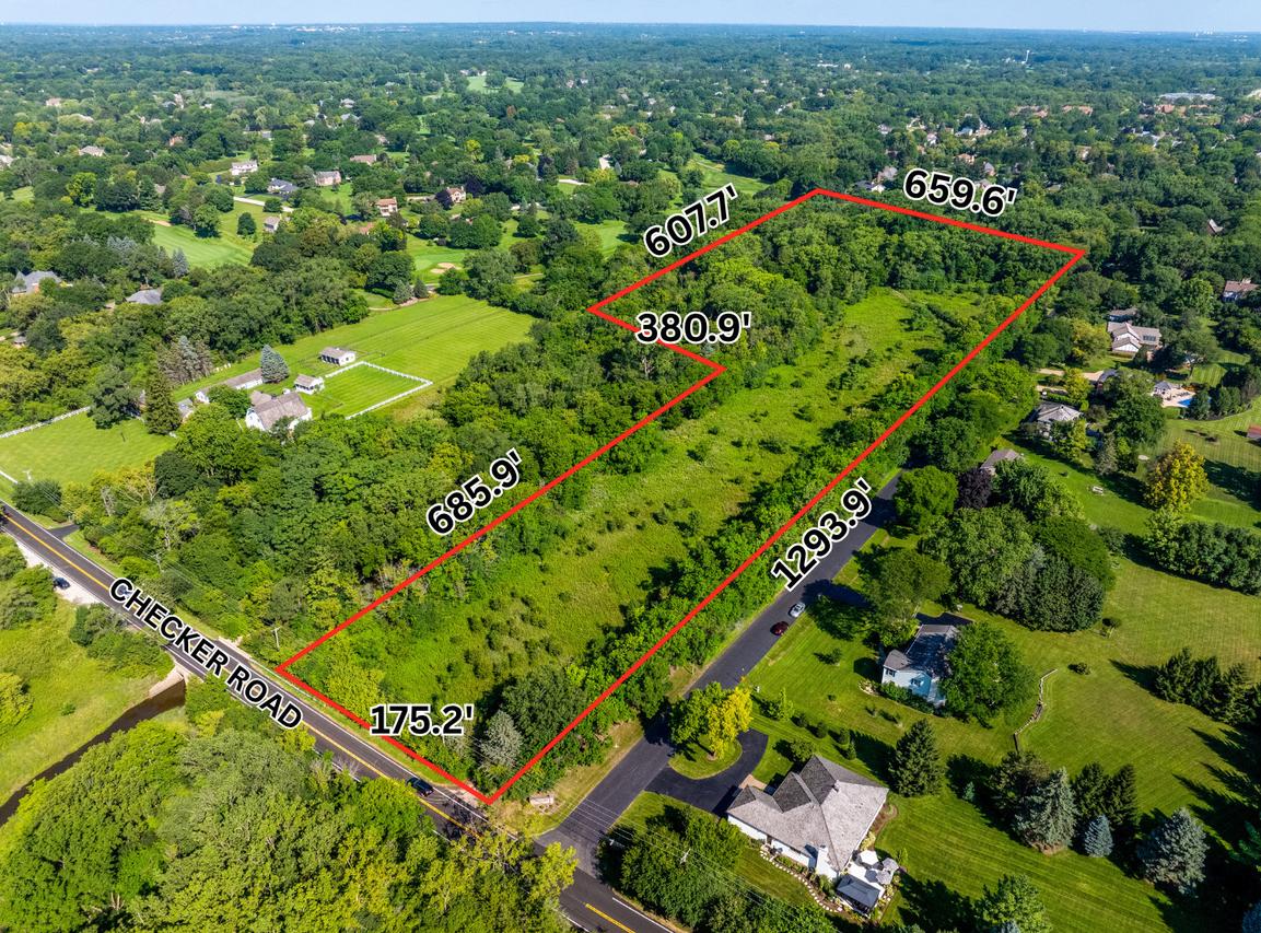 1889 Checker Rd., Long Grove, IL 60047