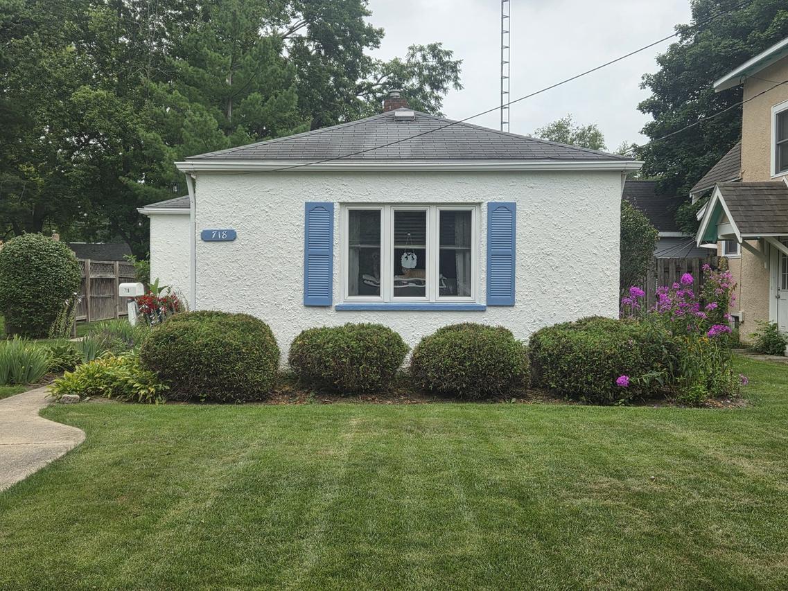 718 Haish Blvd., Dekalb, IL 60115