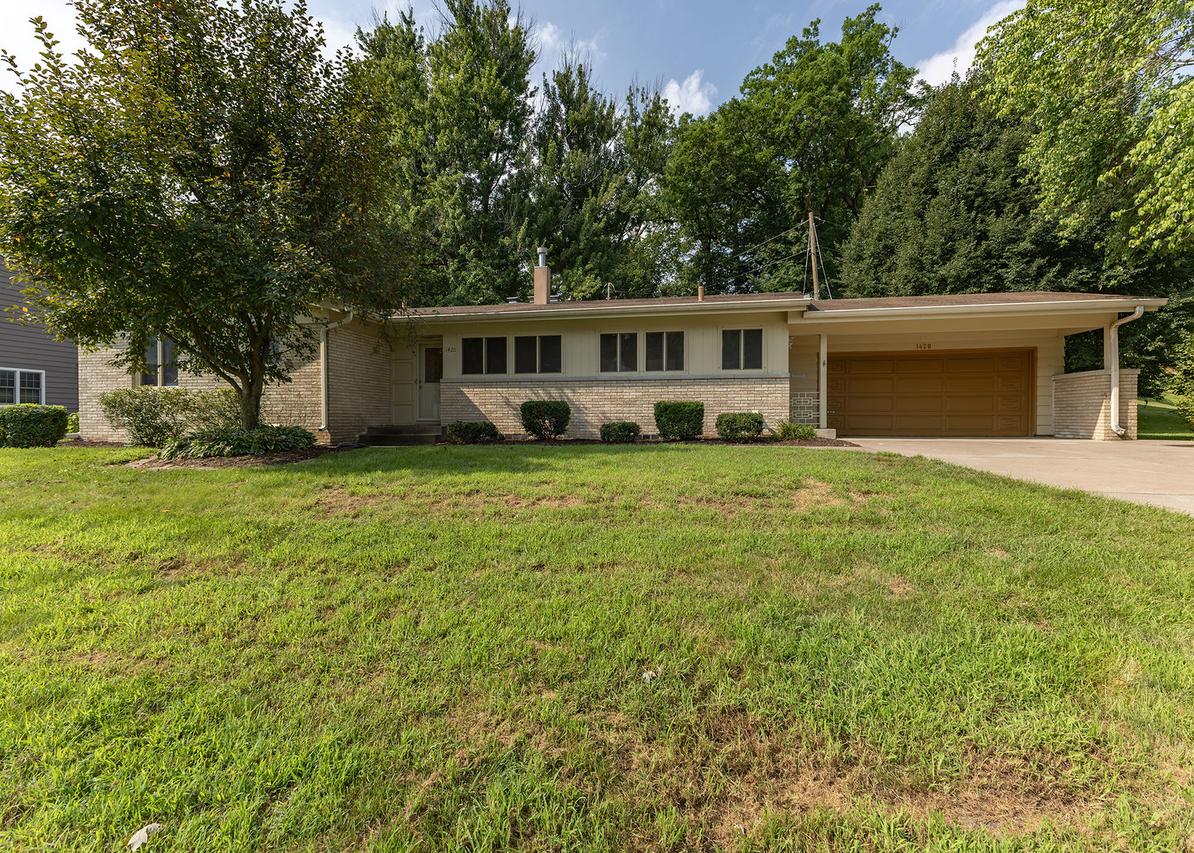 1420 35th Ave., Rock Island, IL 61201