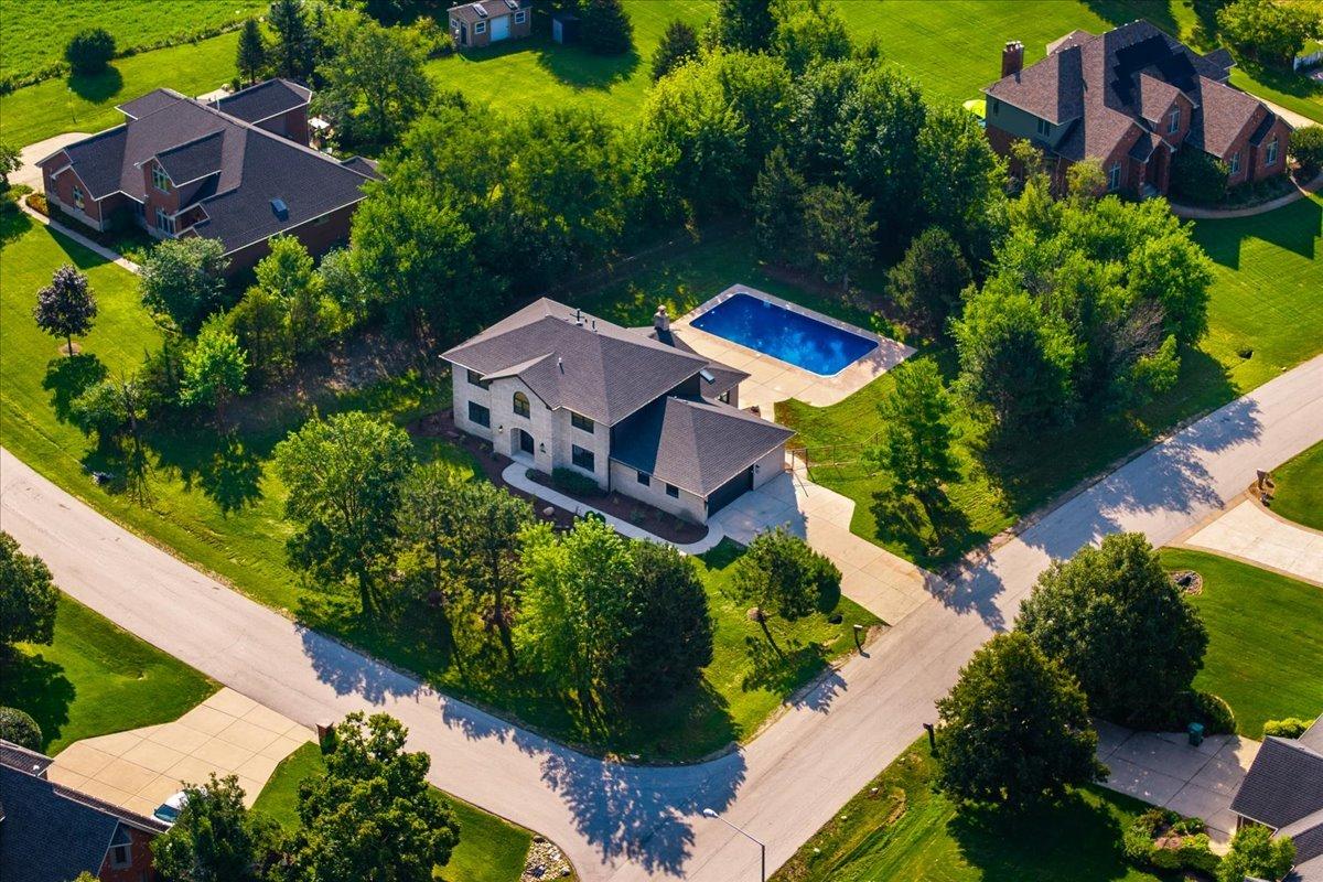 13136 Fox Hill Ct., Lemont, IL 60439