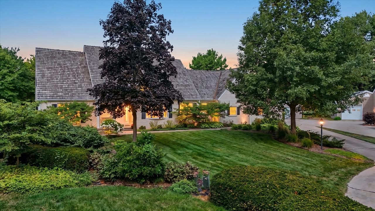 2613 S Nottingham Ct., Champaign, IL 61821