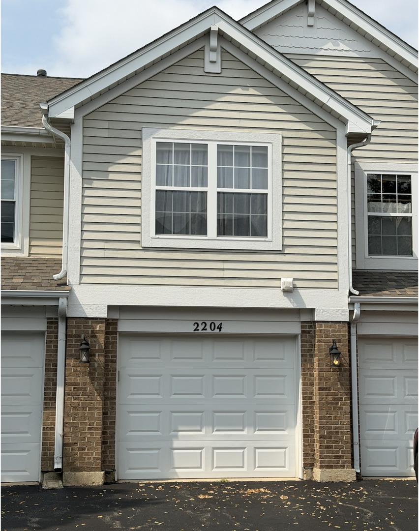 2204 Scott Ln., Aurora, IL 60502