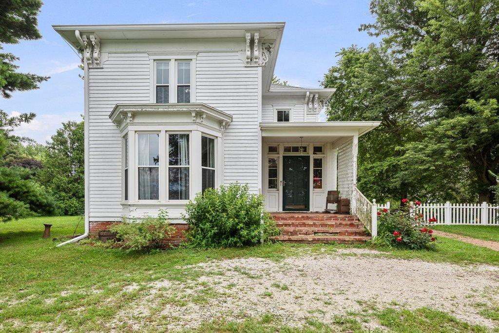 10274 E 1900th St., Cambridge, IL 61238