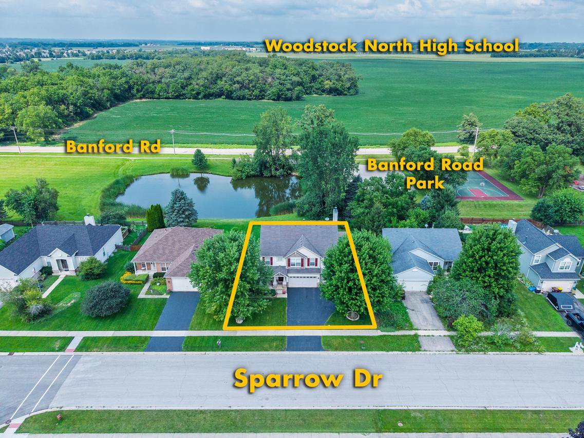 250 Sparrow Dr., Woodstock, IL 60098