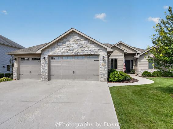 1955 Craftsman Ave., Bourbonnais, IL 60914