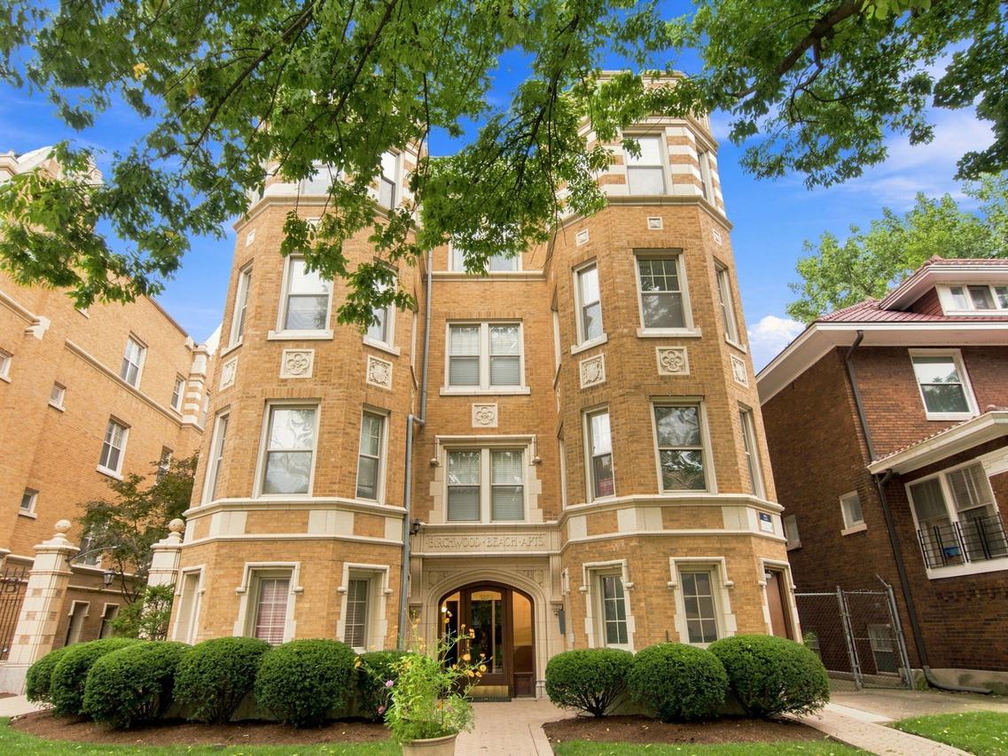1429 W Birchwood Ave. #3W, Chicago, IL 60626